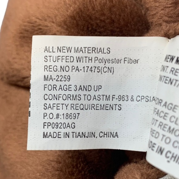 Fiesta | Brown Plush Poop ๐ฉ Emoji Hat - Picture 4 of 4